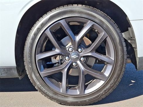 Used 2022 Dodge Challenger GT w/ Blacktop Package image 8