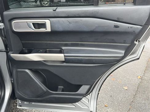 Certified 2023 Ford Explorer Limited image 14