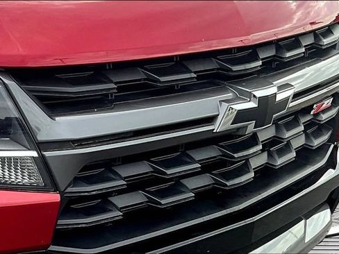 Used 2022 Chevrolet Colorado Z71 AWD/4WD image 33