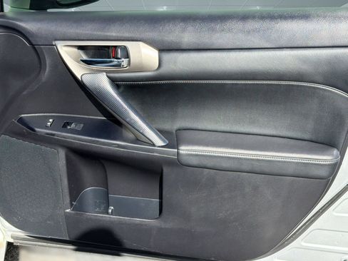 Used 2014 Lexus CT 200h FWD image 15