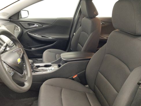 Used 2022 Chevrolet Malibu LT image 17