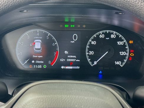 Used 2025 Honda HR-V LX image 13