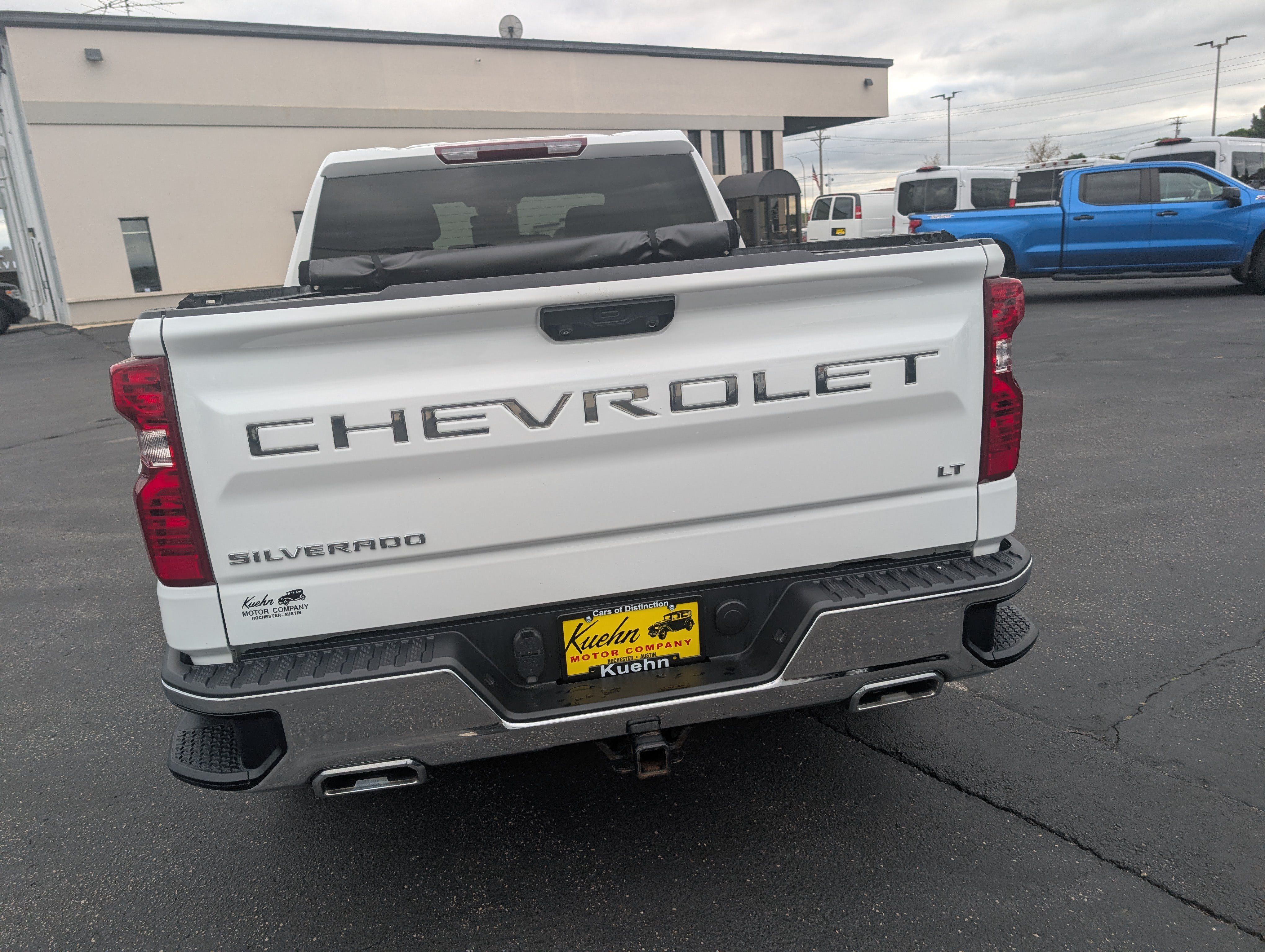 Used 2022 Chevrolet Silverado 1500 LT AWD/4WD image 7