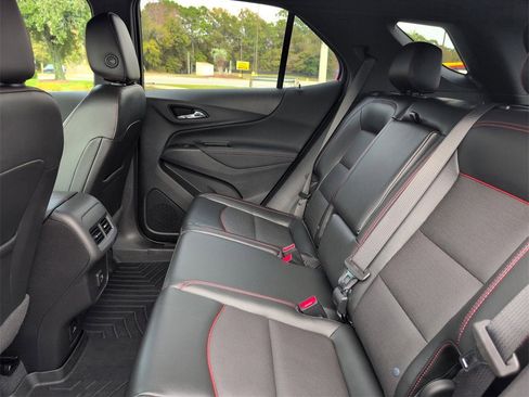 Certified 2023 Chevrolet Equinox RS w/ RS Leather Package image 32