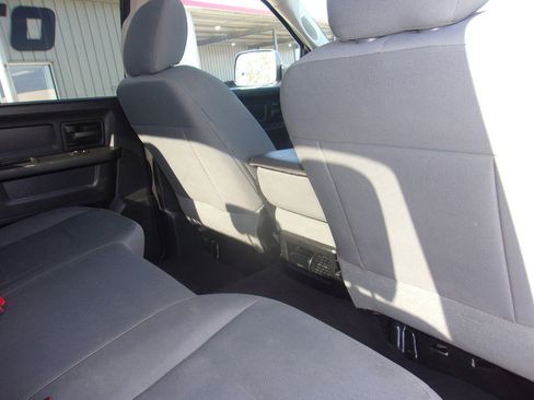 Used 2015 RAM 2500 Tradesman w/ Chrome Appearance Group AWD/4WD image 16