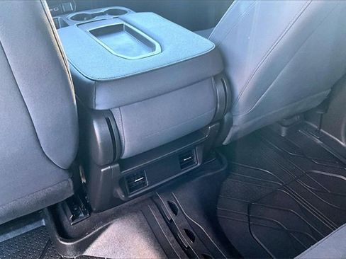 Used 2021 Chevrolet Silverado 2500 Custom w/ Custom Value Package image 22