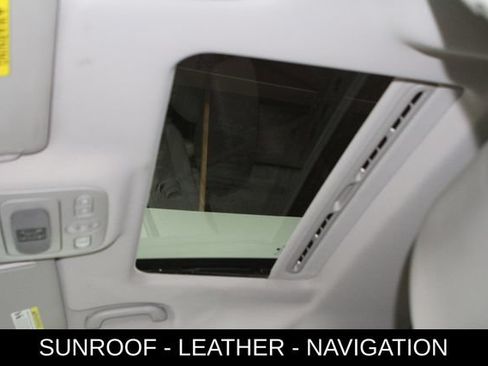 Used 2014 Kia Sedona EX w/ Navigation Package FWD image 20