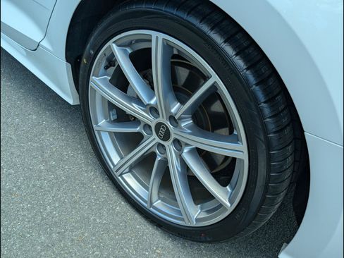 Used 2025 Audi A5 2.0T Premium Plus AWD/4WD image 21