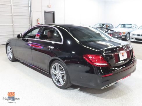 Used 2018 Mercedes-Benz E 300 4MATIC w/ Premium 2 Package (Q02) image 6
