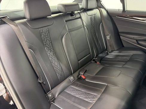 Certified 2023 BMW M550i xDrive M550i xDrive w/ Executive Package image 22