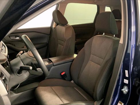 Used 2025 Nissan Rogue SV FWD image 22