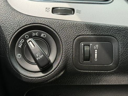Used 2018 Dodge Journey GT AWD/4WD image 41