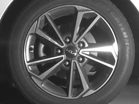 Used 2023 Kia Forte LXS image 12