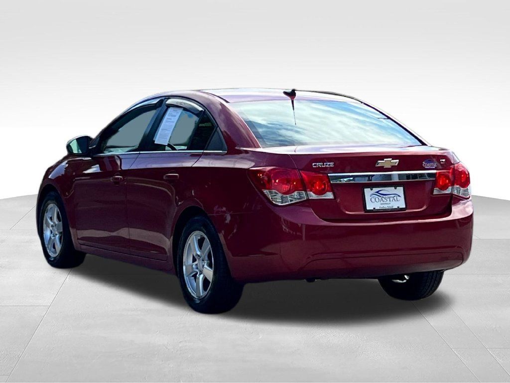 Used 2011 Chevrolet Cruze LT FWD image 13