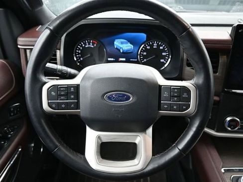 Used 2022 Ford Expedition Max Limited AWD/4WD image 15