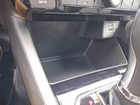 Used 2025 Jeep Compass Limited AWD/4WD image 17