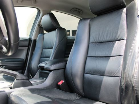 Used 2011 Honda Accord SE image 9