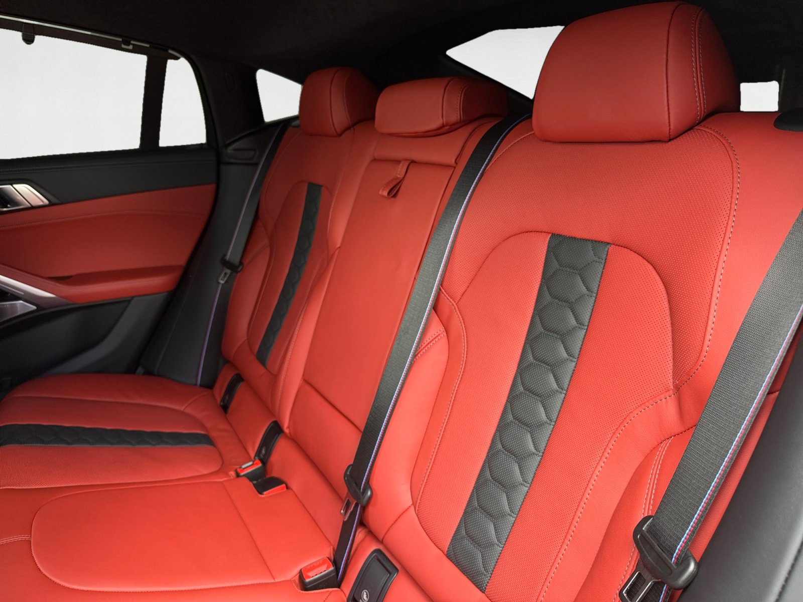 Used 2025 BMW X6 M Competition w/ Executive Package AWD/4WD image 13