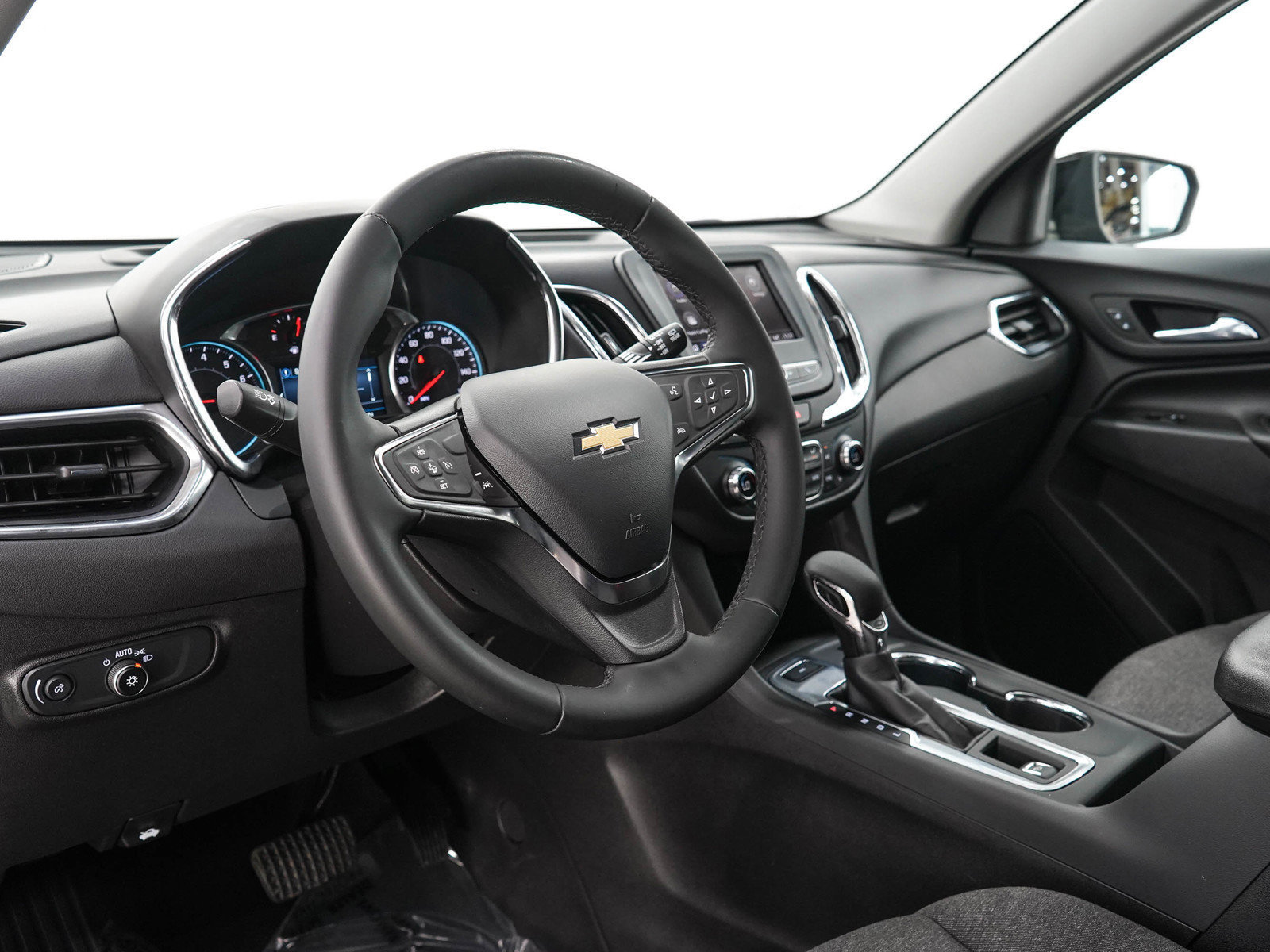 Used 2024 Chevrolet Equinox LT AWD/4WD image 24