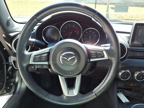 Used 2016 MAZDA MX-5 Miata Grand Touring image 17