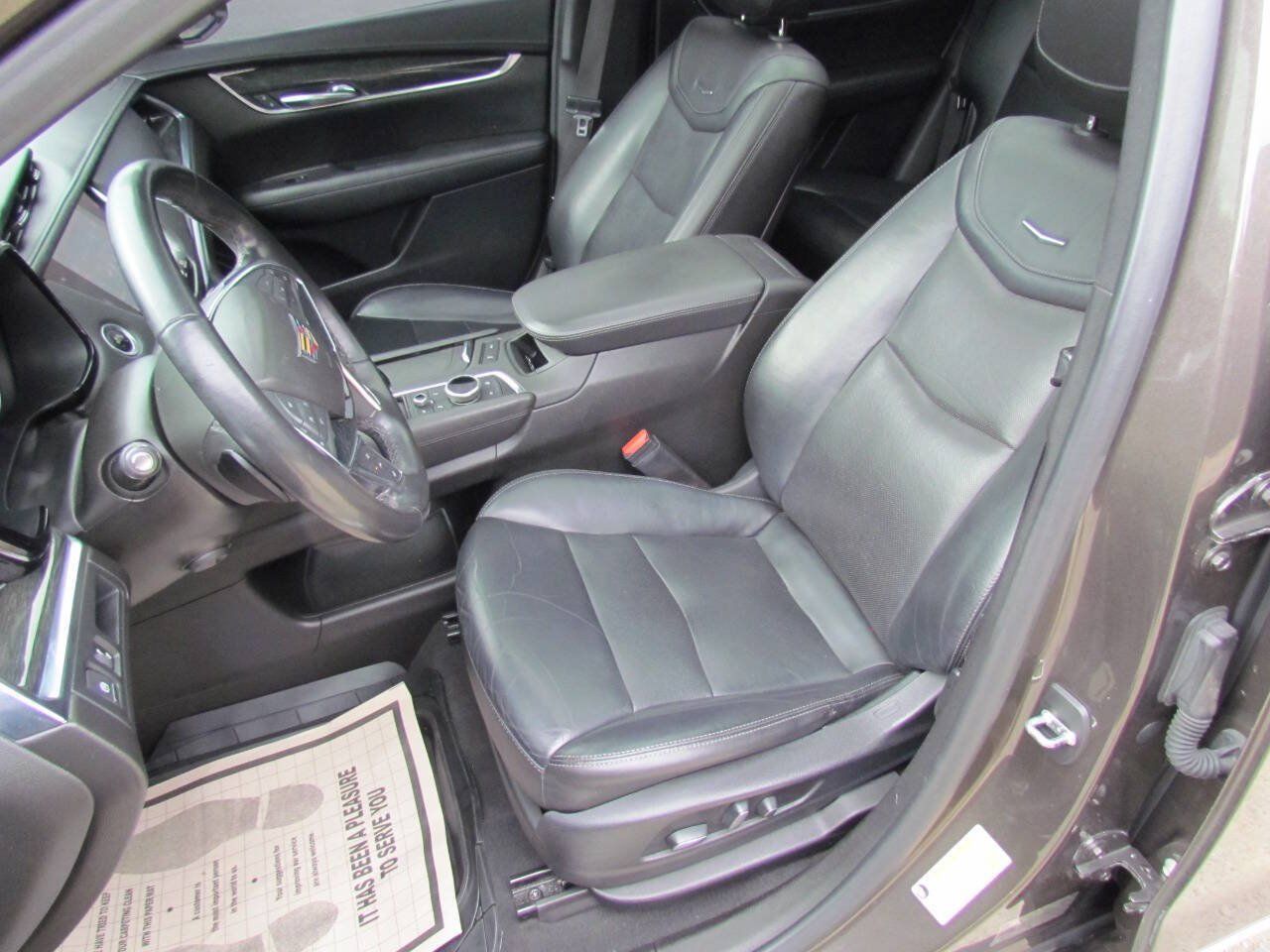 Used 2020 Cadillac XT5 Premium Luxury FWD image 11