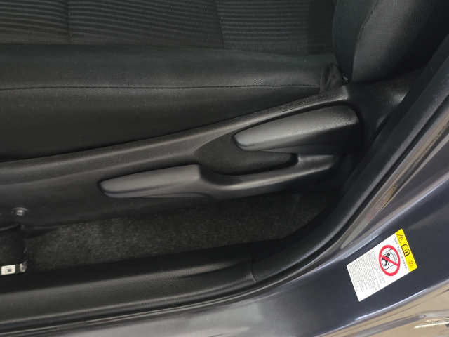 Used 2018 Toyota RAV4 LE w/ All Weather Liner Package FWD image 13