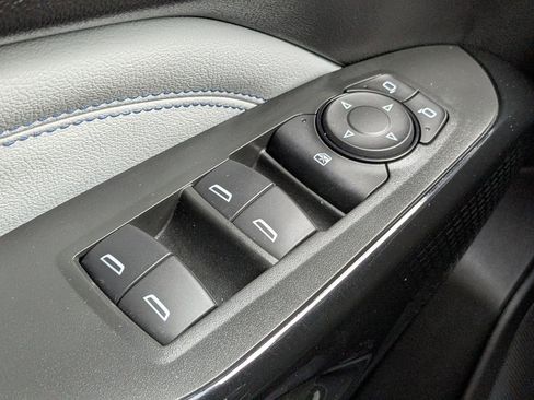 Used 2024 Chevrolet Trax LT w/ Driver Confidence Package image 24