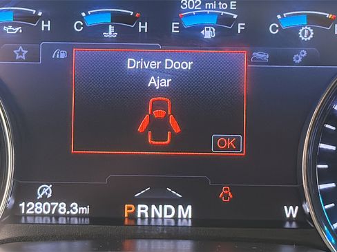Used 2019 Ford Expedition Max Limited w/ Equipment Group 303A AWD/4WD image 18