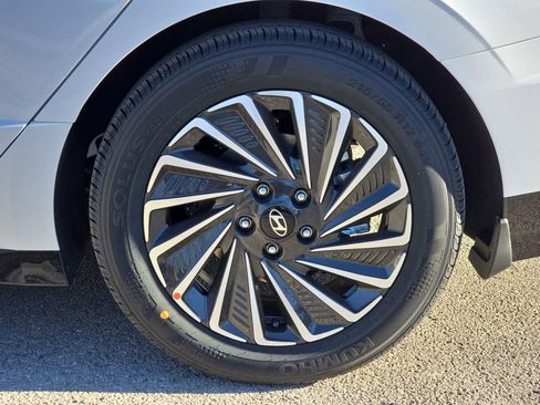 New 2026 Hyundai Sonata Limited image 33