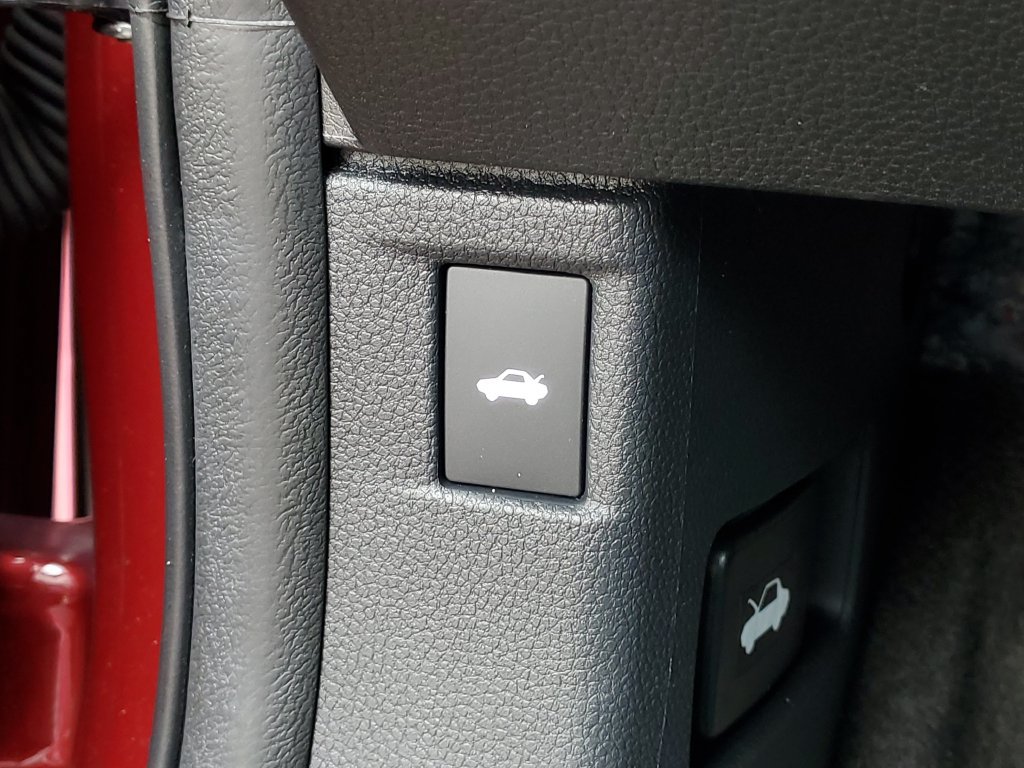 Certified 2023 Honda Accord EX image 17