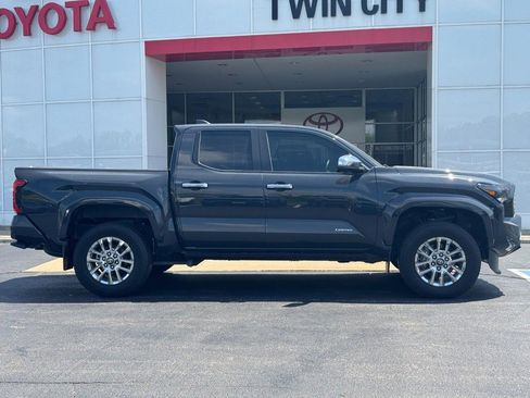 Certified 2024 Toyota Tacoma Limited w/ Limited Package (LT) AWD/4WD image 2