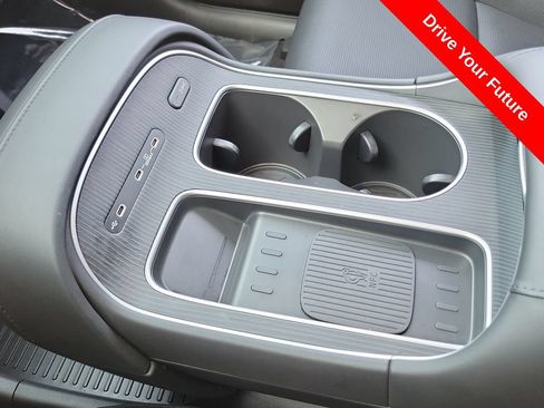 Used 2026 Hyundai Palisade Calligraphy FWD image 14