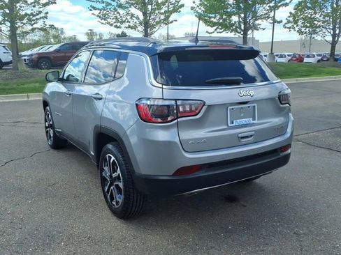 Used 2023 Jeep Compass Limited AWD/4WD image 6
