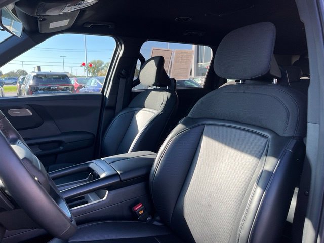 Certified 2027 Kia Telluride LX FWD image 17