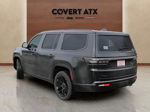 New 2026 Jeep Grand Wagoneer Limited AWD/4WD image 3