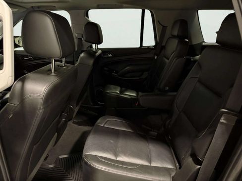 Used 2019 GMC Yukon SLT AWD/4WD image 17