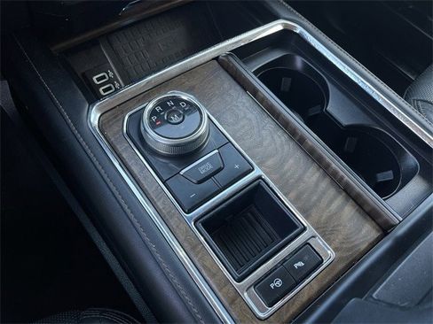 Used 2019 Ford Expedition Platinum image 23