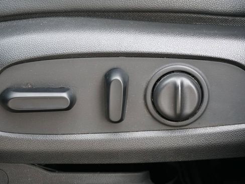 Used 2020 Buick Encore GX Select w/ Advanced Technology Package image 19