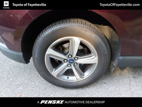 Used 2019 Ford Edge SEL w/ Equipment Group 201A AWD/4WD image 7