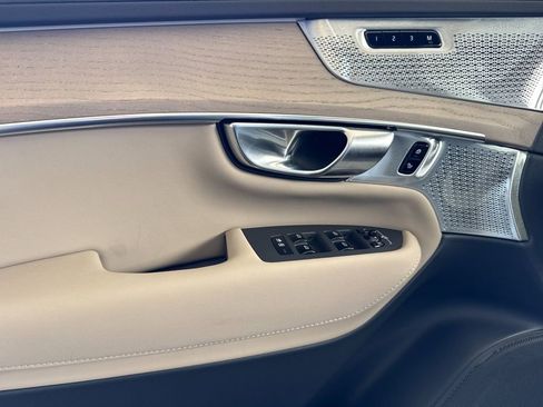 New 2026 Volvo XC90 T8 Ultra w/ Lounge Package image 10