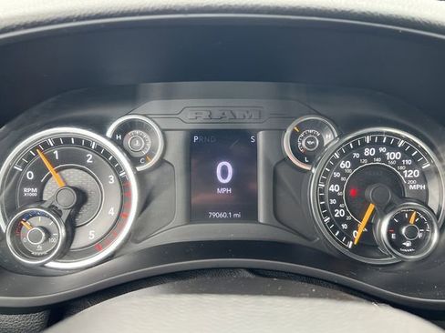 Used 2021 RAM 3500 Big Horn image 10