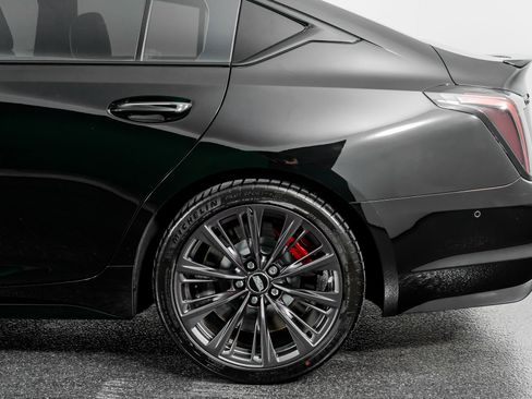 Used 2025 Cadillac CT5 V Blackwing w/ Super Cruise 1 Package image 32