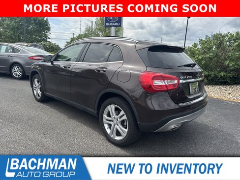 Used 2017 Mercedes-Benz GLA 250 4MATIC image 8