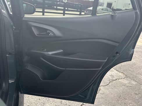New 2026 Chevrolet Trax LT w/ LT Convenience Package FWD image 18