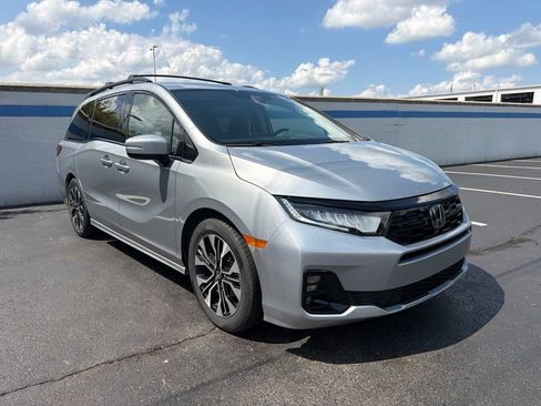 Certified 2025 Honda Odyssey Elite image 7