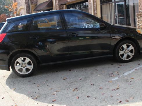Used 2004 Toyota Matrix XR image 6
