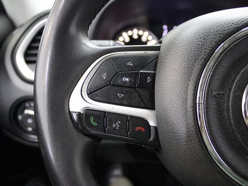 Used 2020 Jeep Renegade Latitude image 36