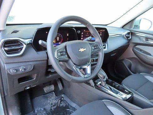 New 2026 Chevrolet TrailBlazer LT w/ Convenience Package AWD/4WD image 18