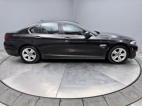 Used 2012 BMW 528i xDrive Sedan AWD/4WD image 4