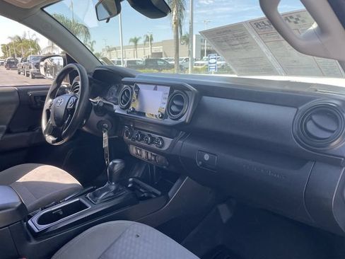 Used 2022 Toyota Tacoma SR AWD/4WD image 26